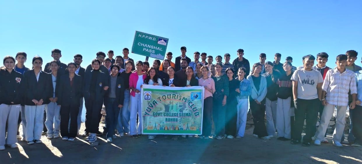 Students of Seema College conducted cleanliness campaign at Chanshal Pass.