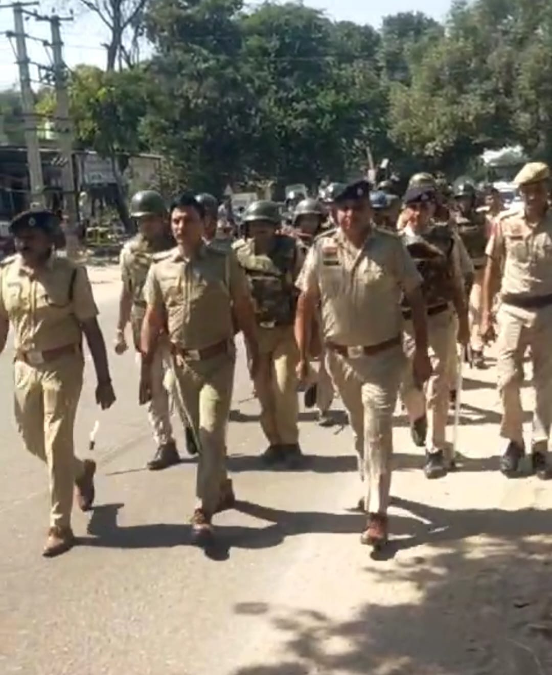 Police and RPF personnel took out flag march in Kasaula police station area.