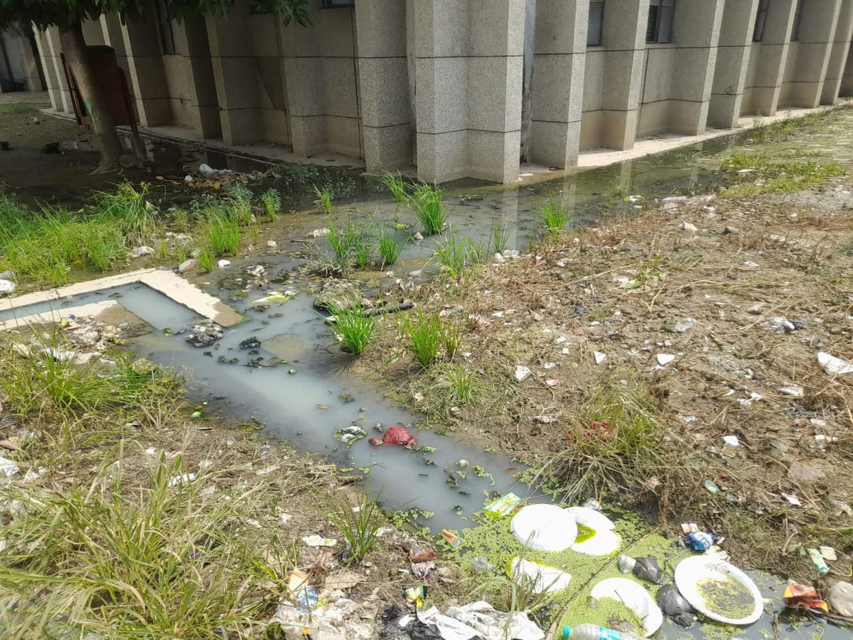 Cleaning system derailed in district hospital