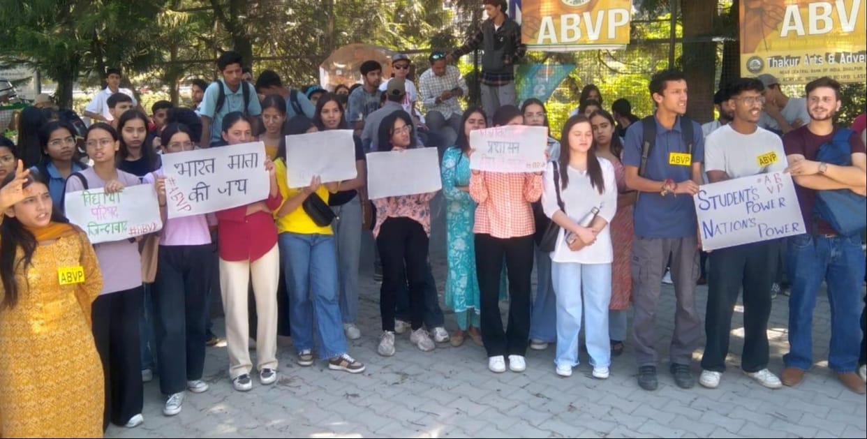ABVP opens front against SPU