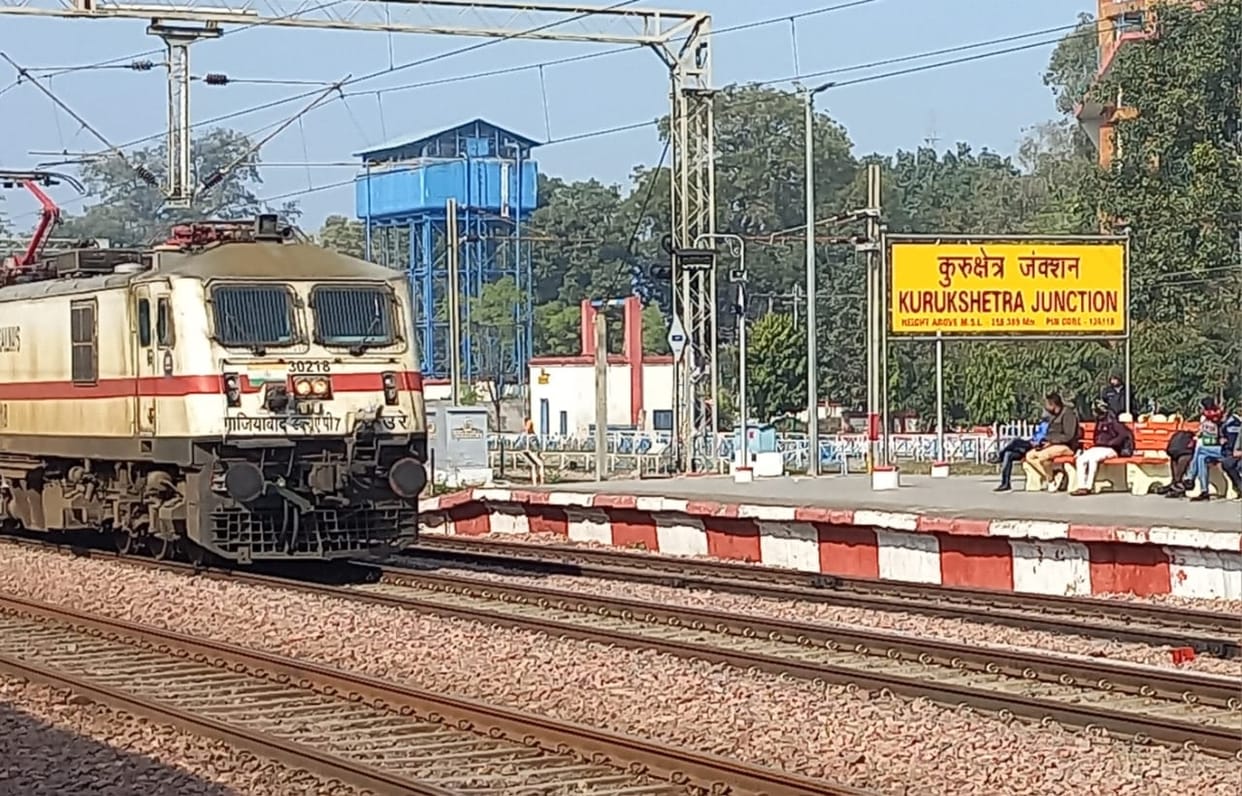 Rail traffic likely to be disrupted, farmers jam on railway tracks across the country today