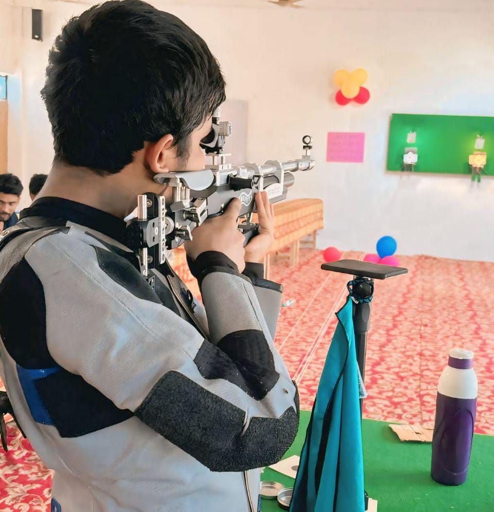 Became a gold medalist by shooting with father's air gun