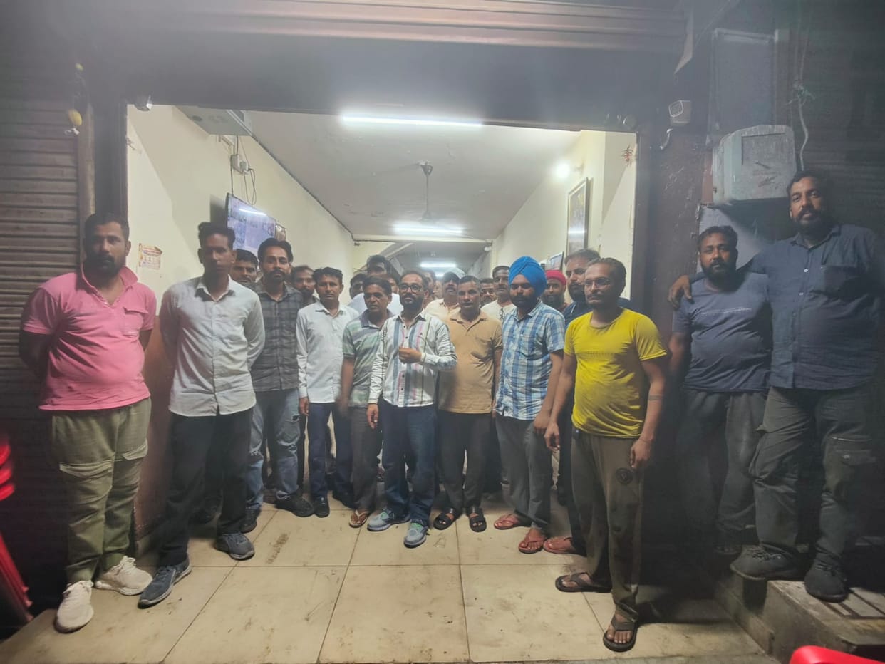 Mechanics and traders of old auto market announced boycott of elections