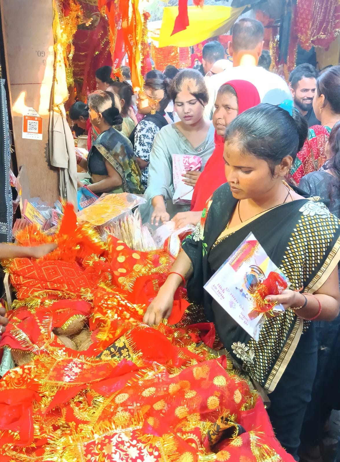 Navratri starts today, temples and houses are decorated to welcome Maa