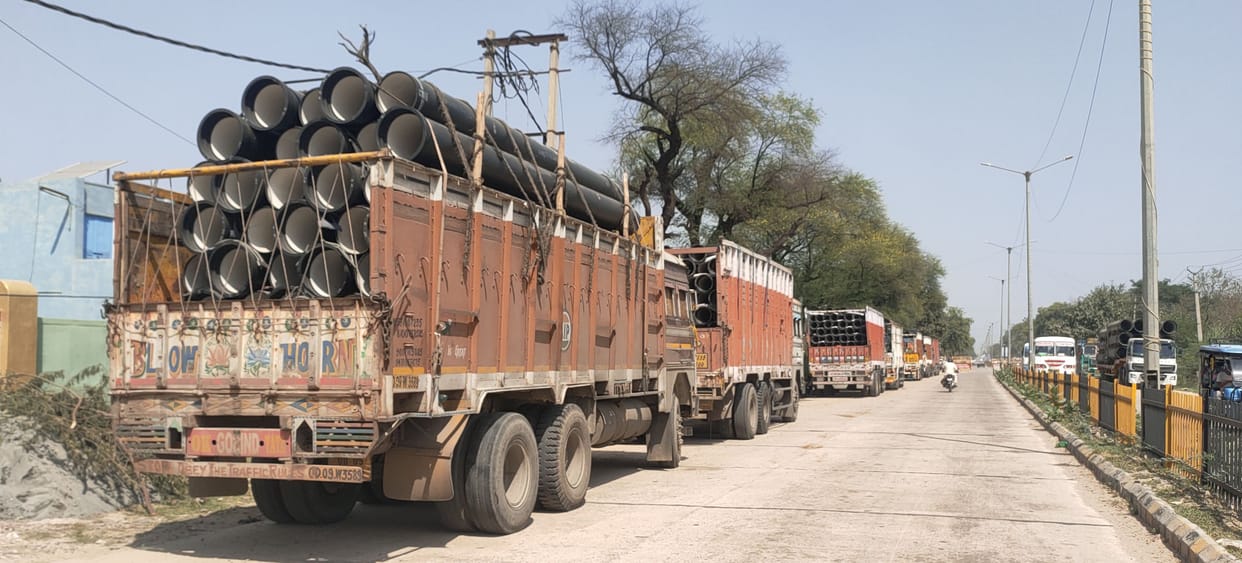The first batch of pipes arrived from Gujarat to lay a new drinking water line in the city.