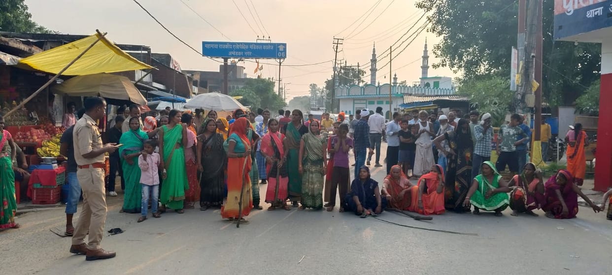 No trace of young man drowned in drain, road blocked in protest