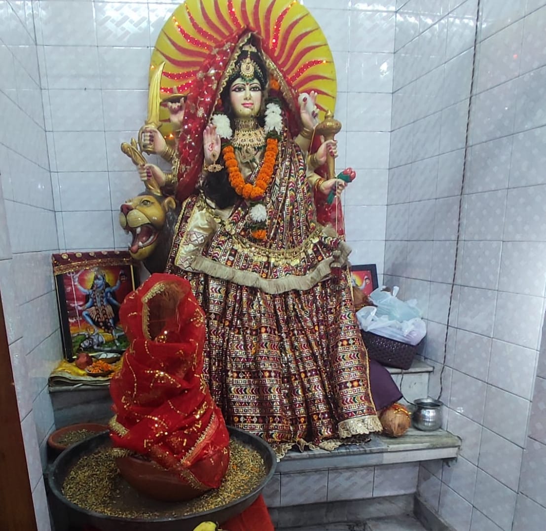 The unbroken flame has been burning in Sankat Mochan Temple for the last 33 years.