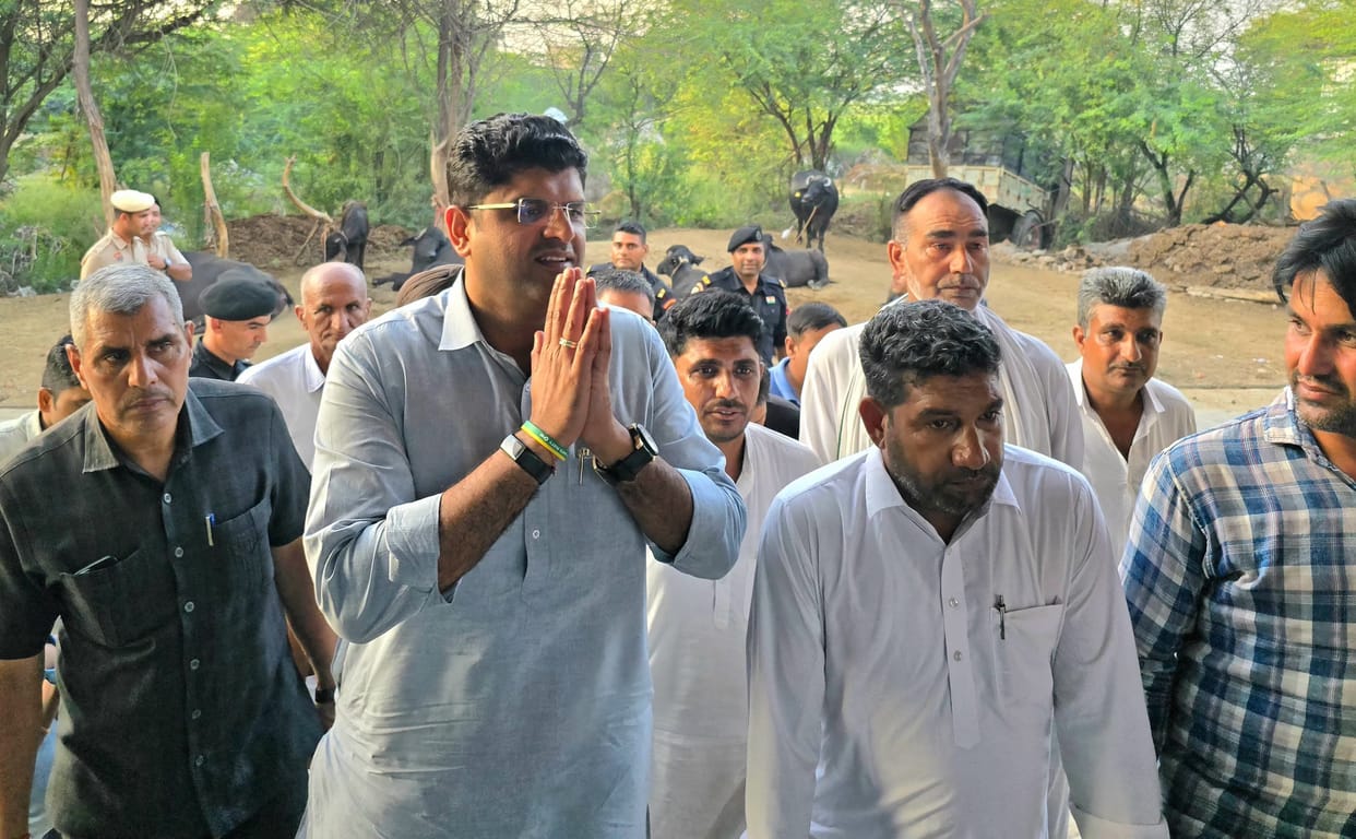 Brijendra Singh had supported the new agricultural laws: Dushyant