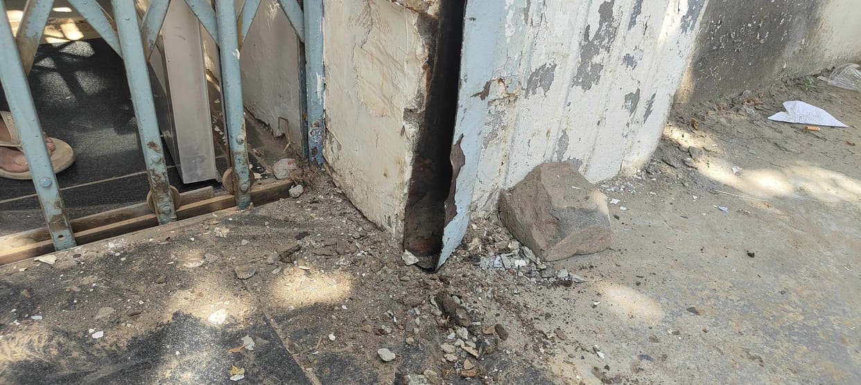 Robbery attempt at SBI branch