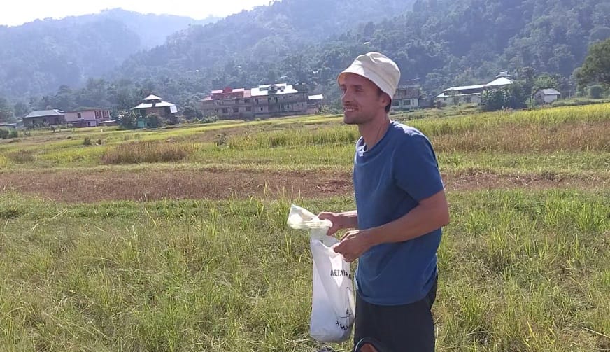 Emergency landing of Russian pilot in Gora of Ladbhadol