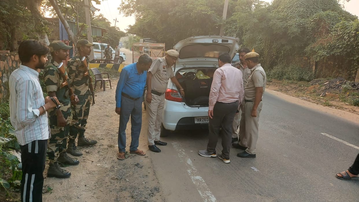 Police seized drugs and vehicles worth Rs 1.28 crore