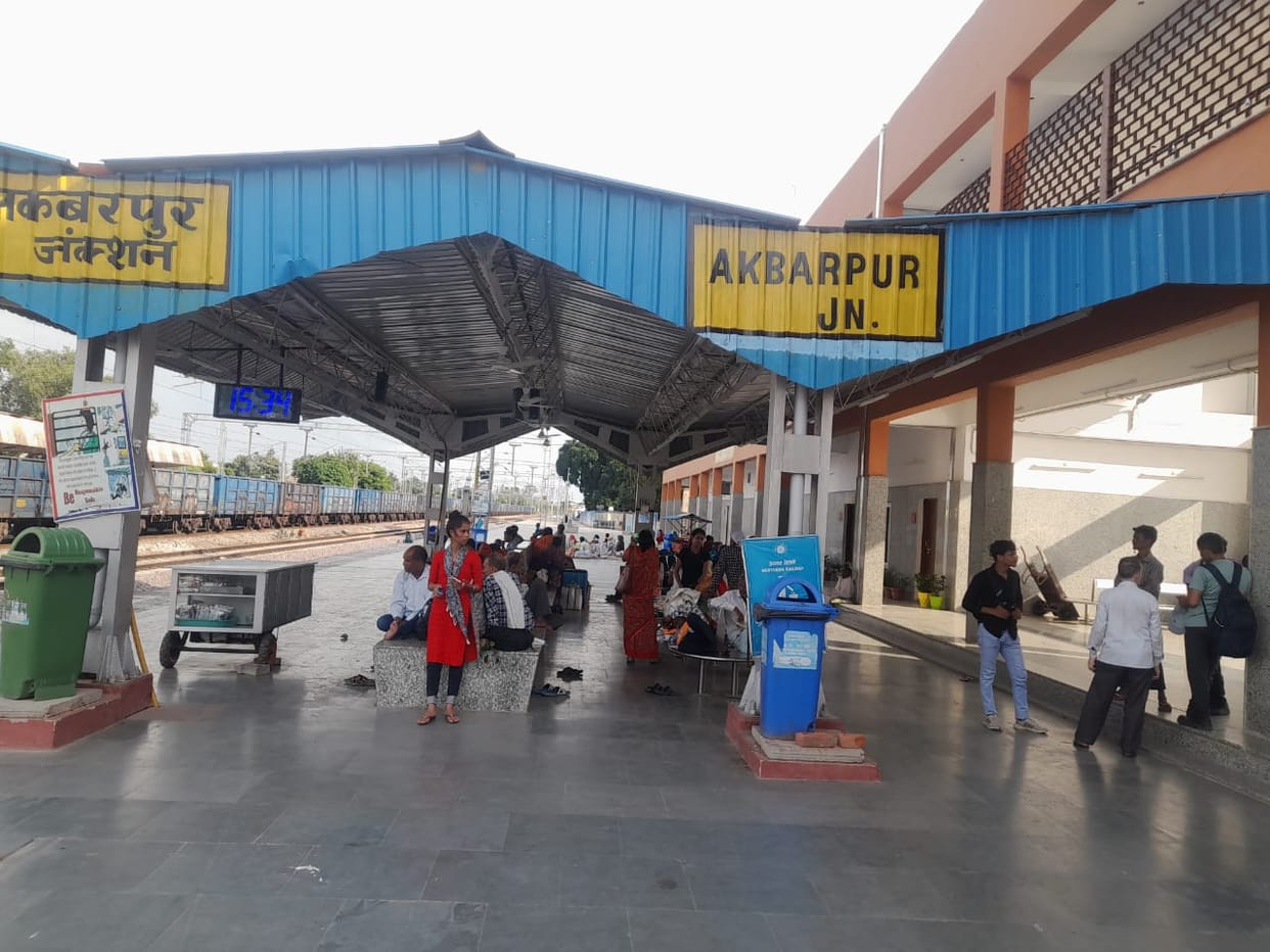 60 CCTV cameras will monitor Akbarpur station