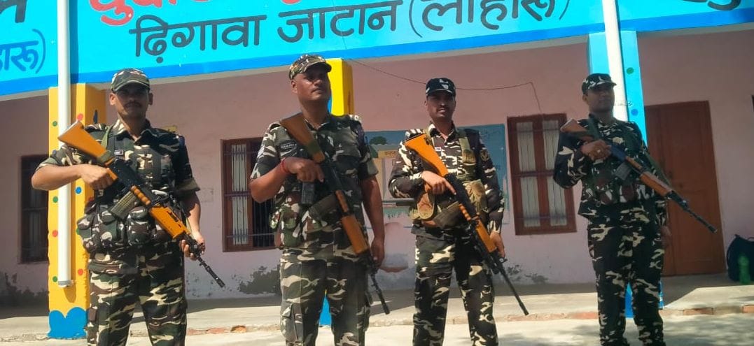 Paramilitary forces reached polling stations in Loharu for security arrangements in the elections.