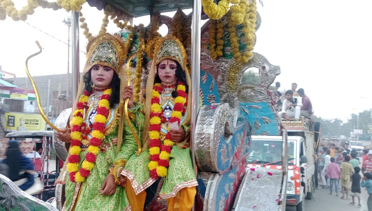 Devotees danced vigorously in Shri Ram Barat procession