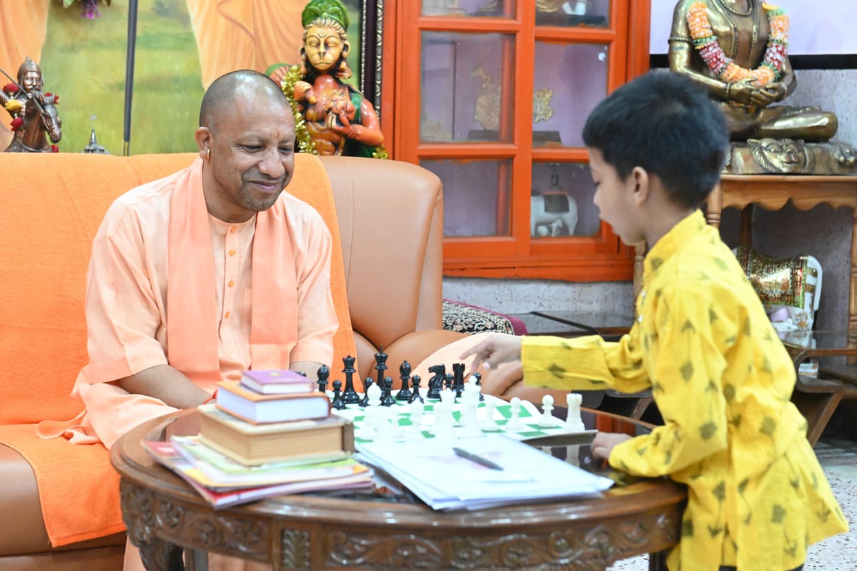 Gorakhpur News: Government will help at every level to hone talents