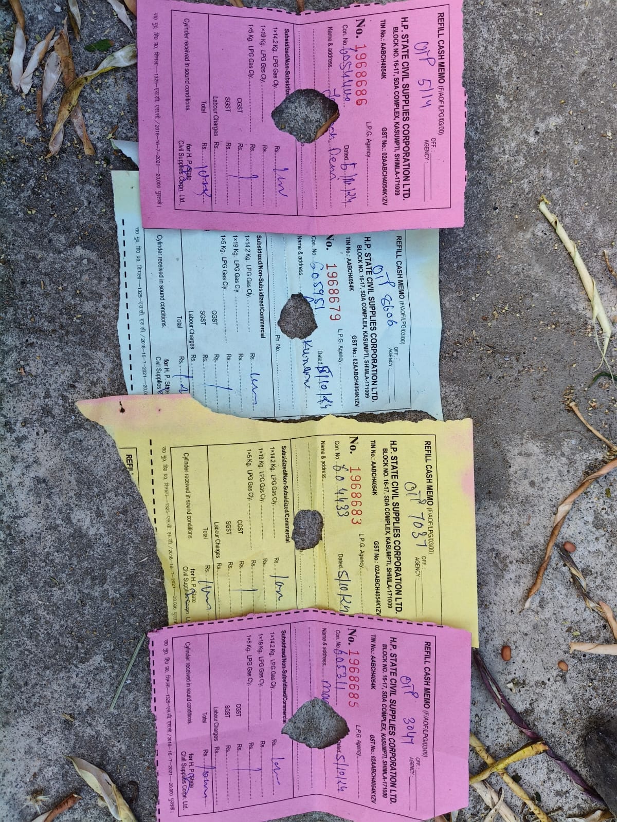 Rupi Panchayat, Food Supply Department, charging arbitrary prices for cylinders, Kinnaur, Reckong Peo