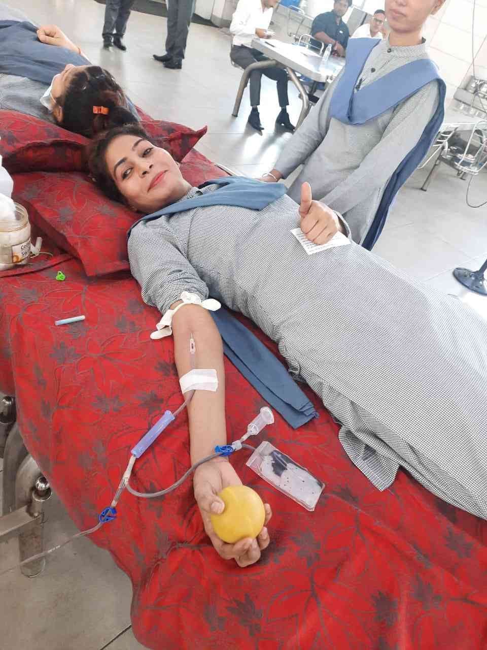 98 workers donated blood in the camp