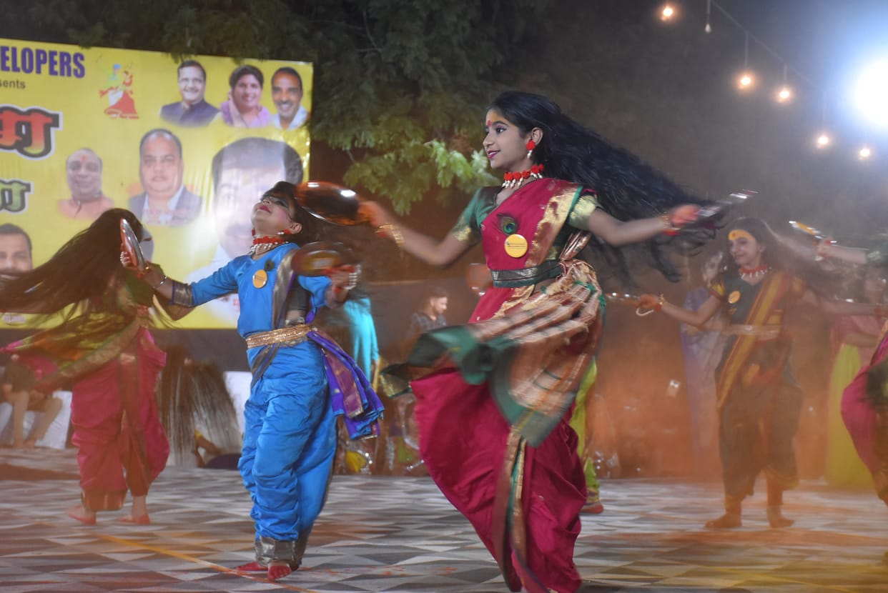 It is called Dandiya but in this Garba there is peacock dance, Matki, Rajwadi, Kashmiri tunes
