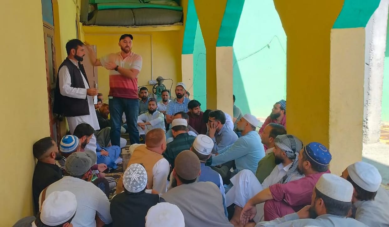 Members of Muslim Welfare Society will hand over people involved in drugs to the police.