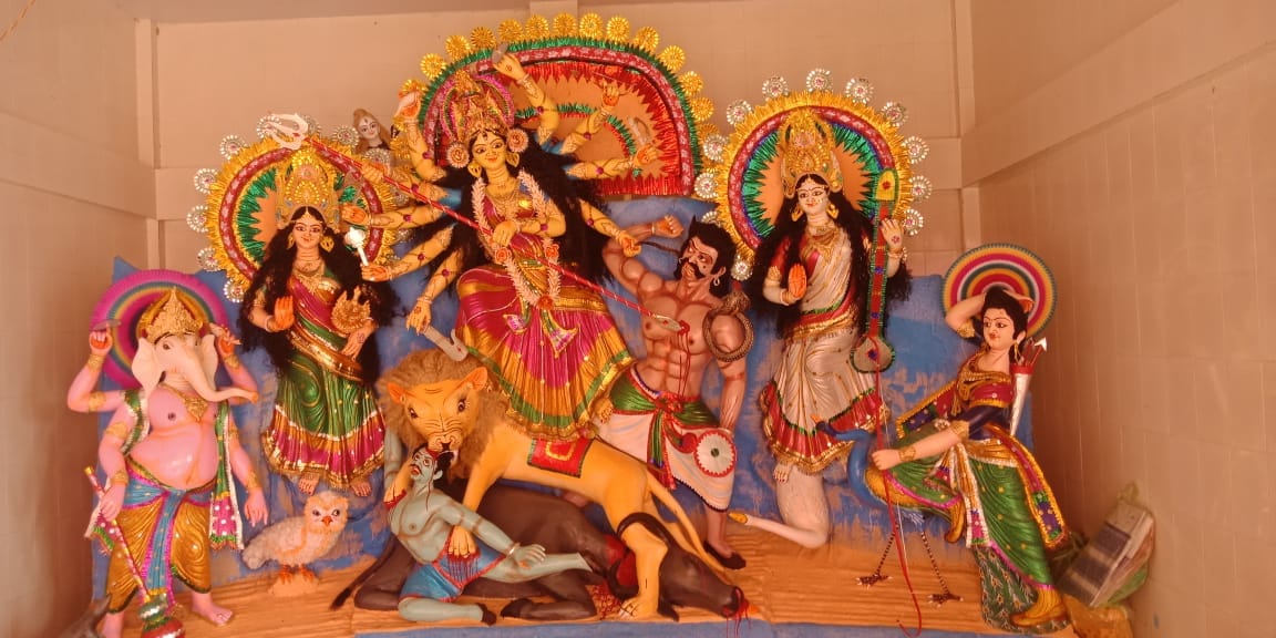 What are the sixteen names of Maa Durga and their meanings?