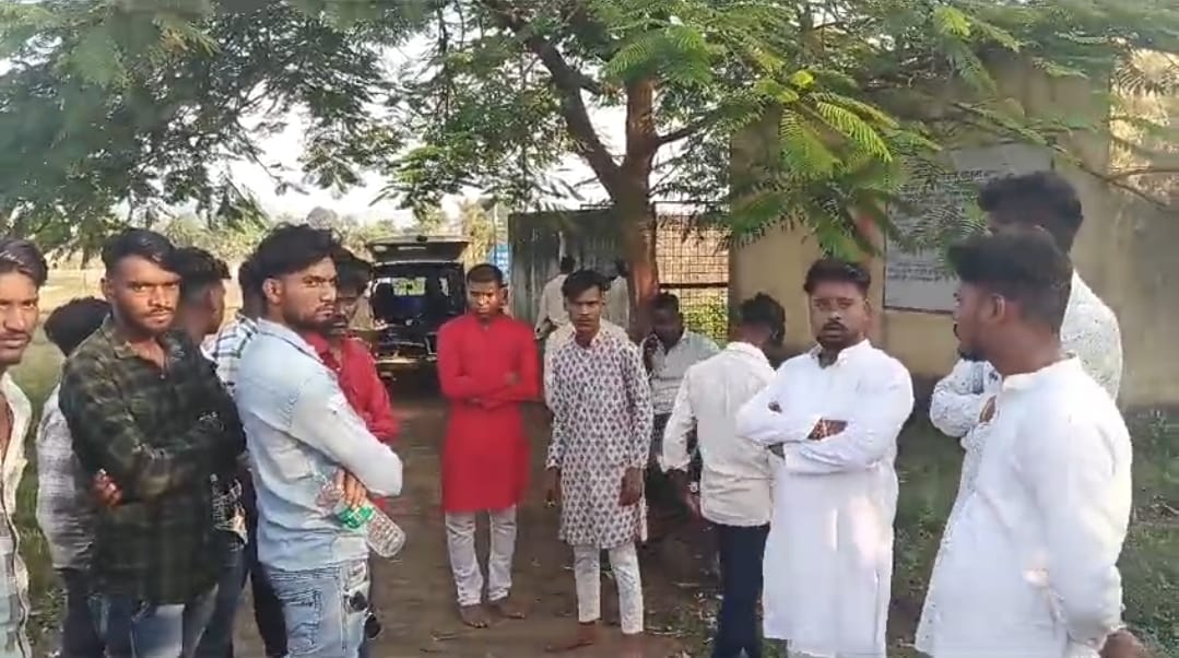 Innocent girl killed as pickup enters Chunri YatraThe incident took place in Harrai in Chhindwara district.