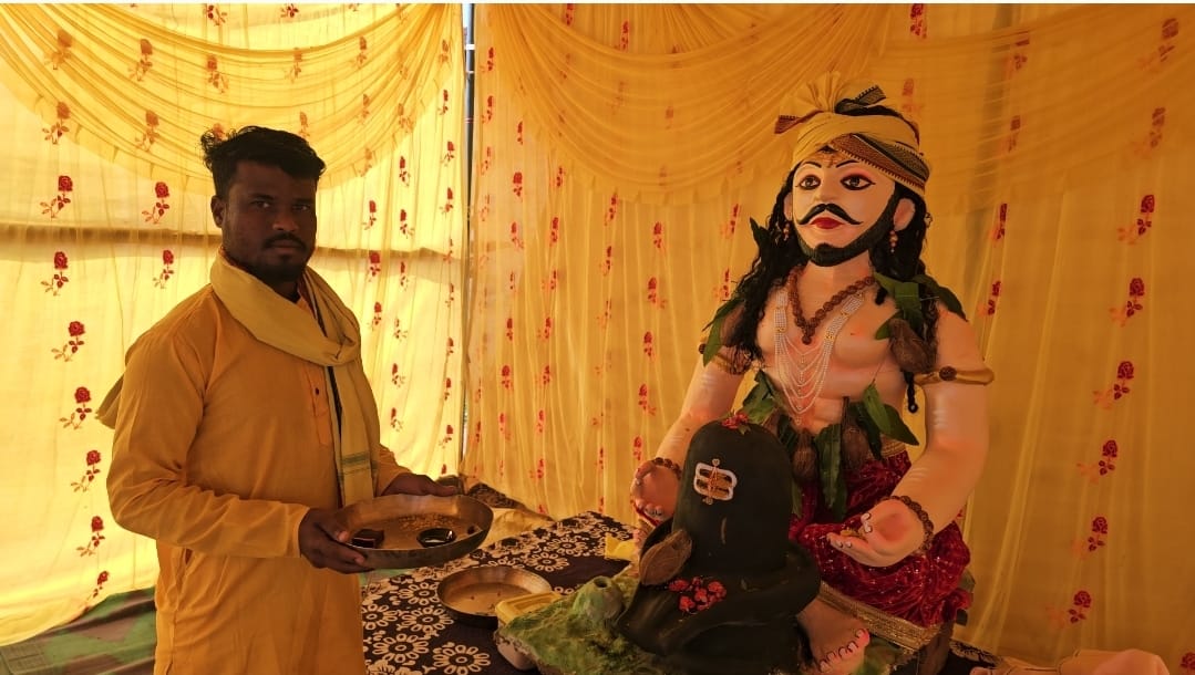 रावण की प्रतिमा