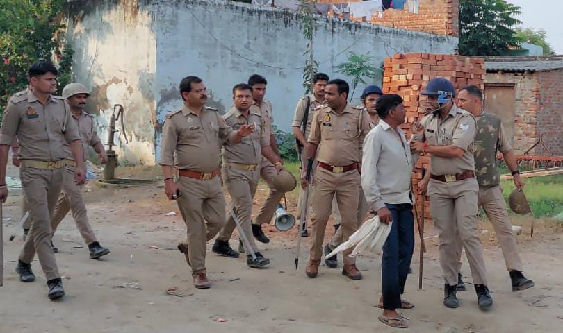 Identification of miscreants, minor was ahead in stone pelting, youth were behind