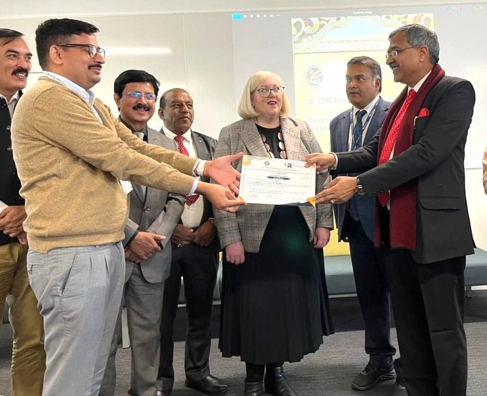 Dr. Vivek Balyan receives best research paper award in UK