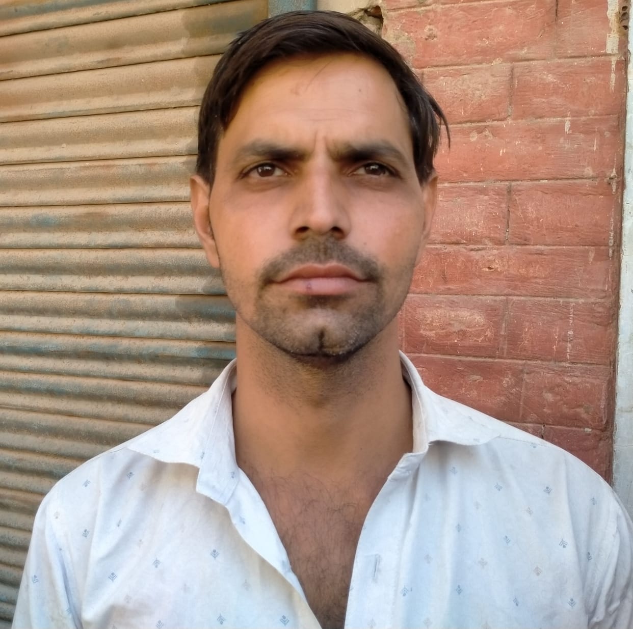 Fight for fertilizer, farmers clashed with each other