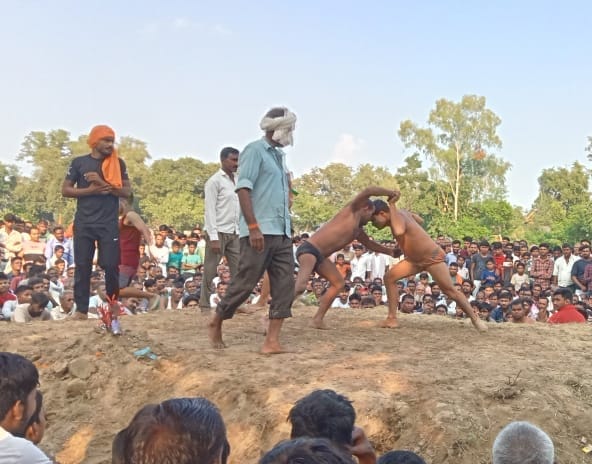 Karan wrestler won the prize wrestling