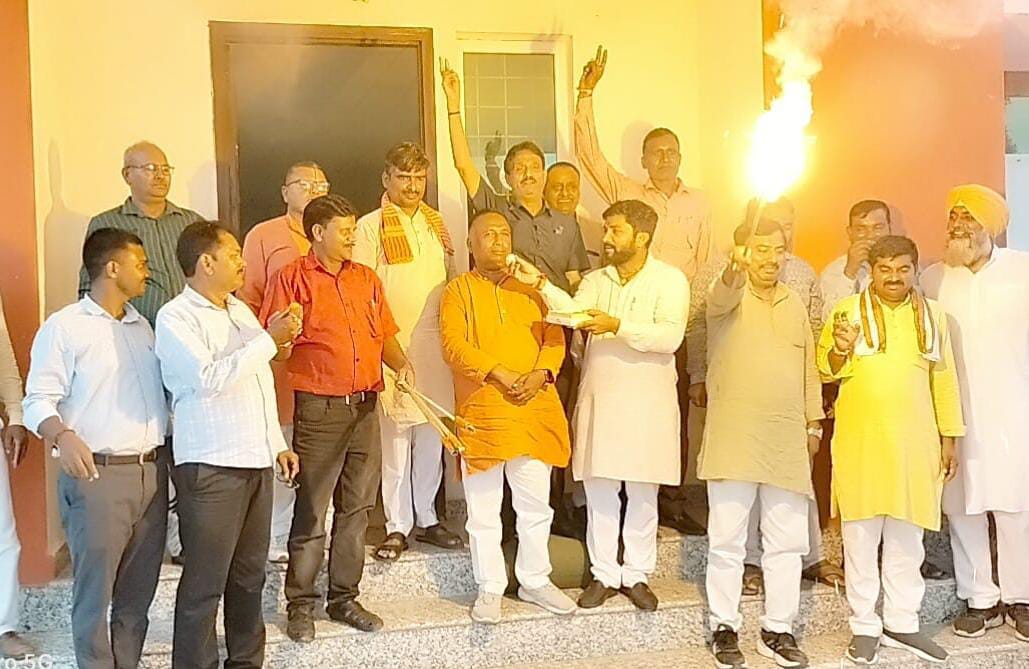 Celebrations held on BJP's victory in Haryana