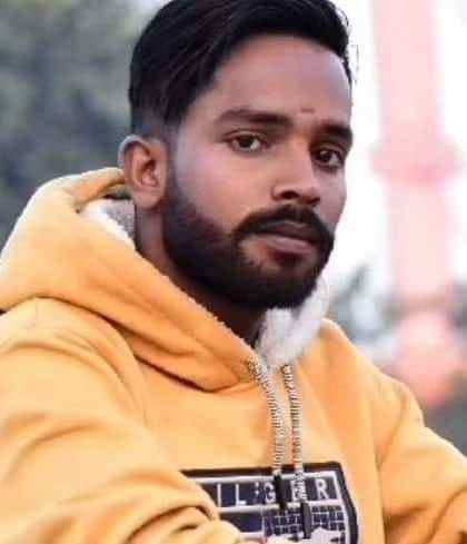 Young man jumped into the river saying take care of his family, died