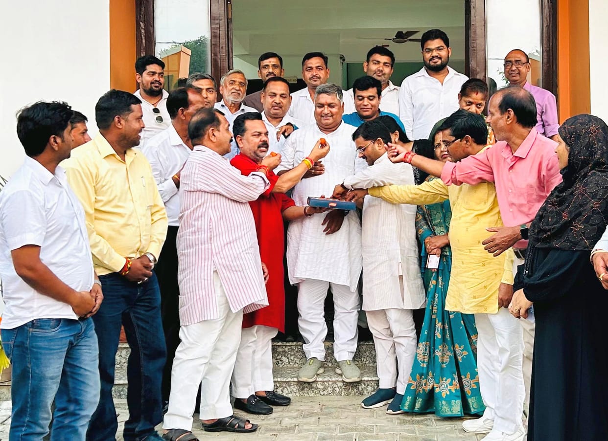 BJP officials celebrated after winning the elections in Haryana