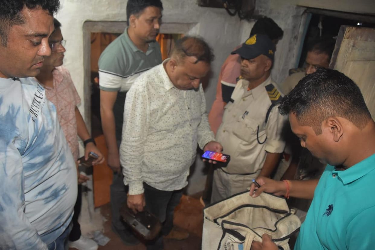 The game of reducing the reading was played by setting the electric meter