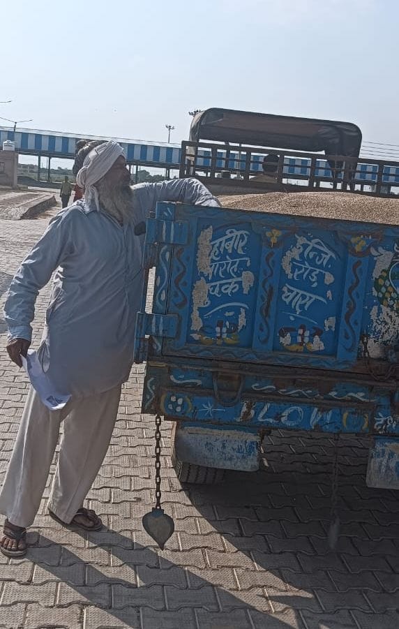 Bought 40285 quintals of millet from 1503 farmers in all three grain markets.