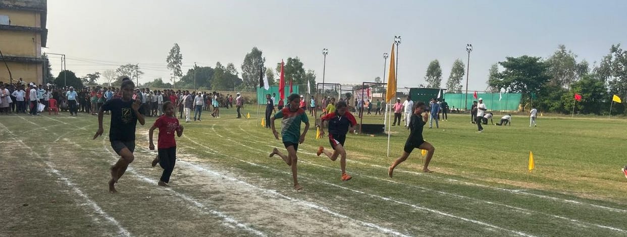 Chhaya and Arjun won in senior 800 meter race