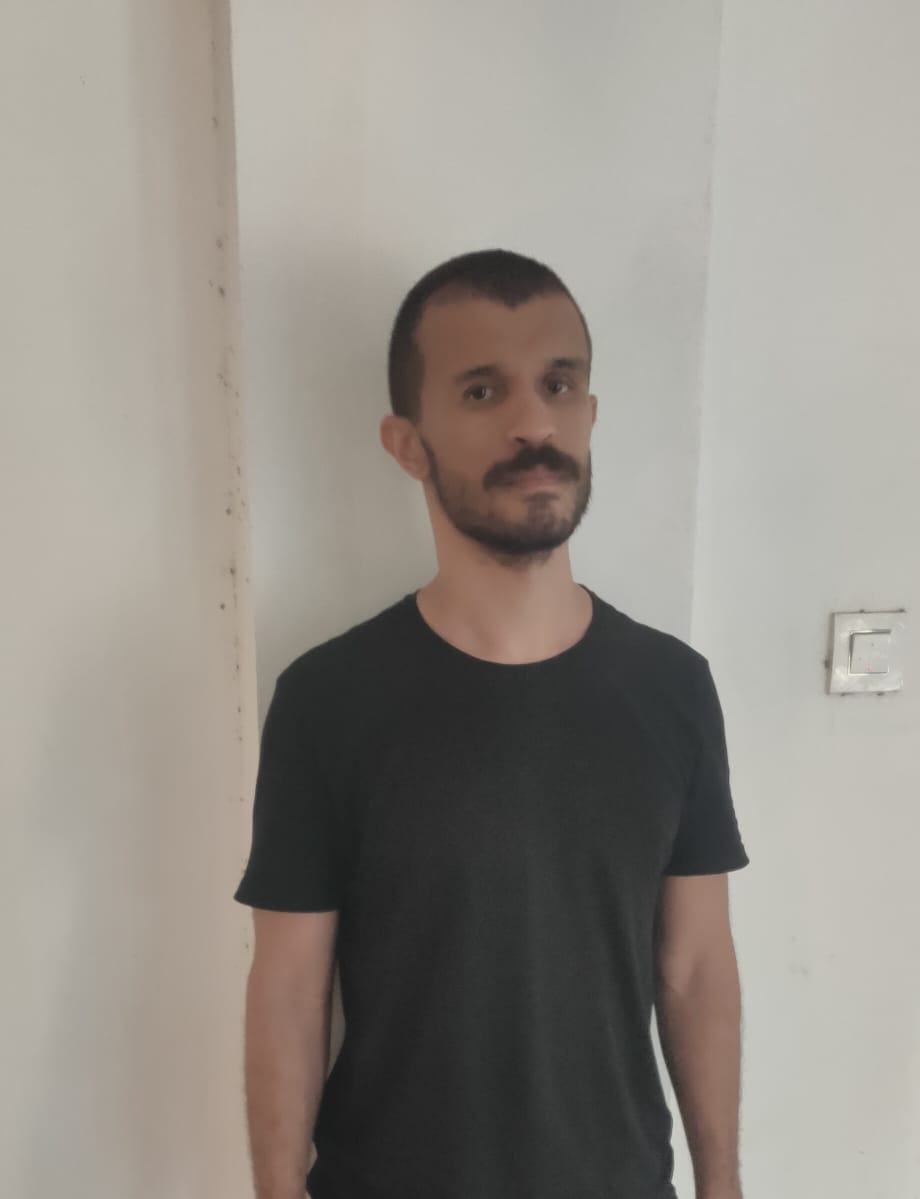 Brazilian citizen arrested for trying to enter India illegally in Maharajganj