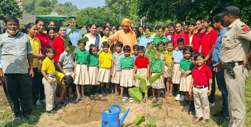 Important role of students to control the deteriorating environmental balance: Triveni Baba