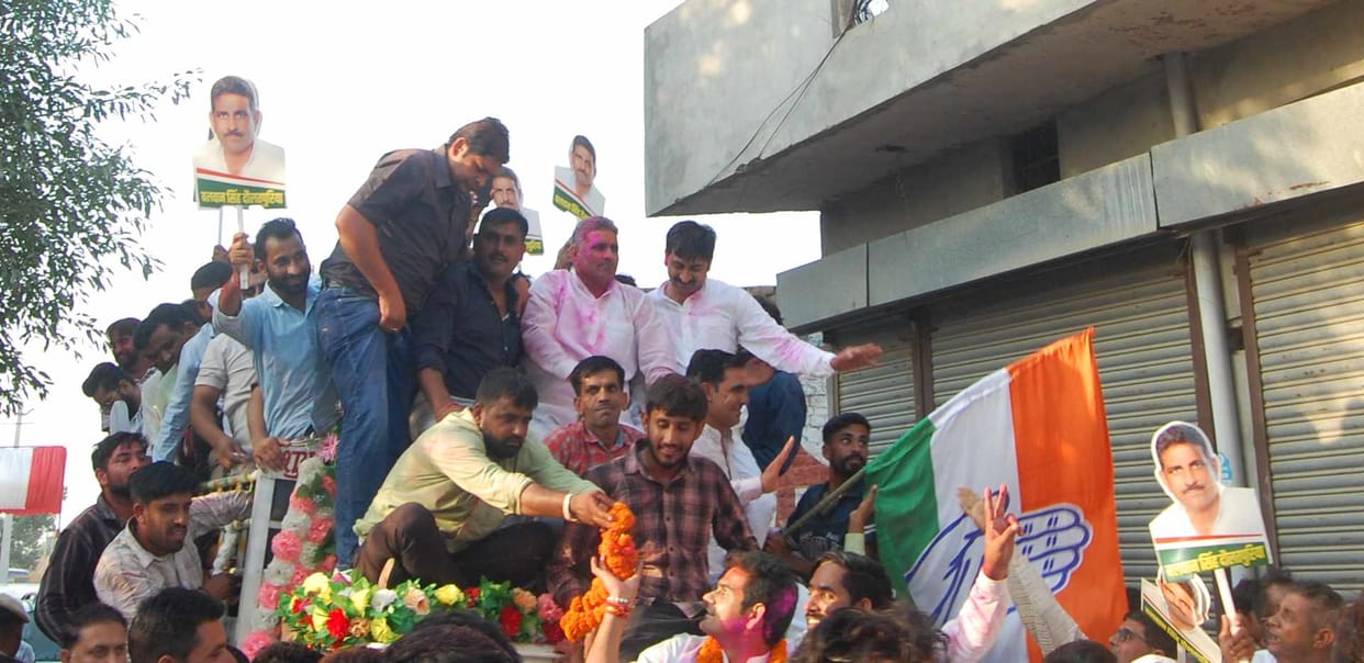 Dudaram maintained his lead till the city and Bishnoi dominated villages, Balwan Singh lagged behind Daulatpuriya in Bhattukalan and Bhuna areas.