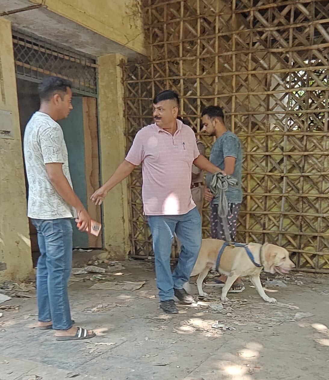 Theft of Rs 8.21, lakh from commission agent's shop