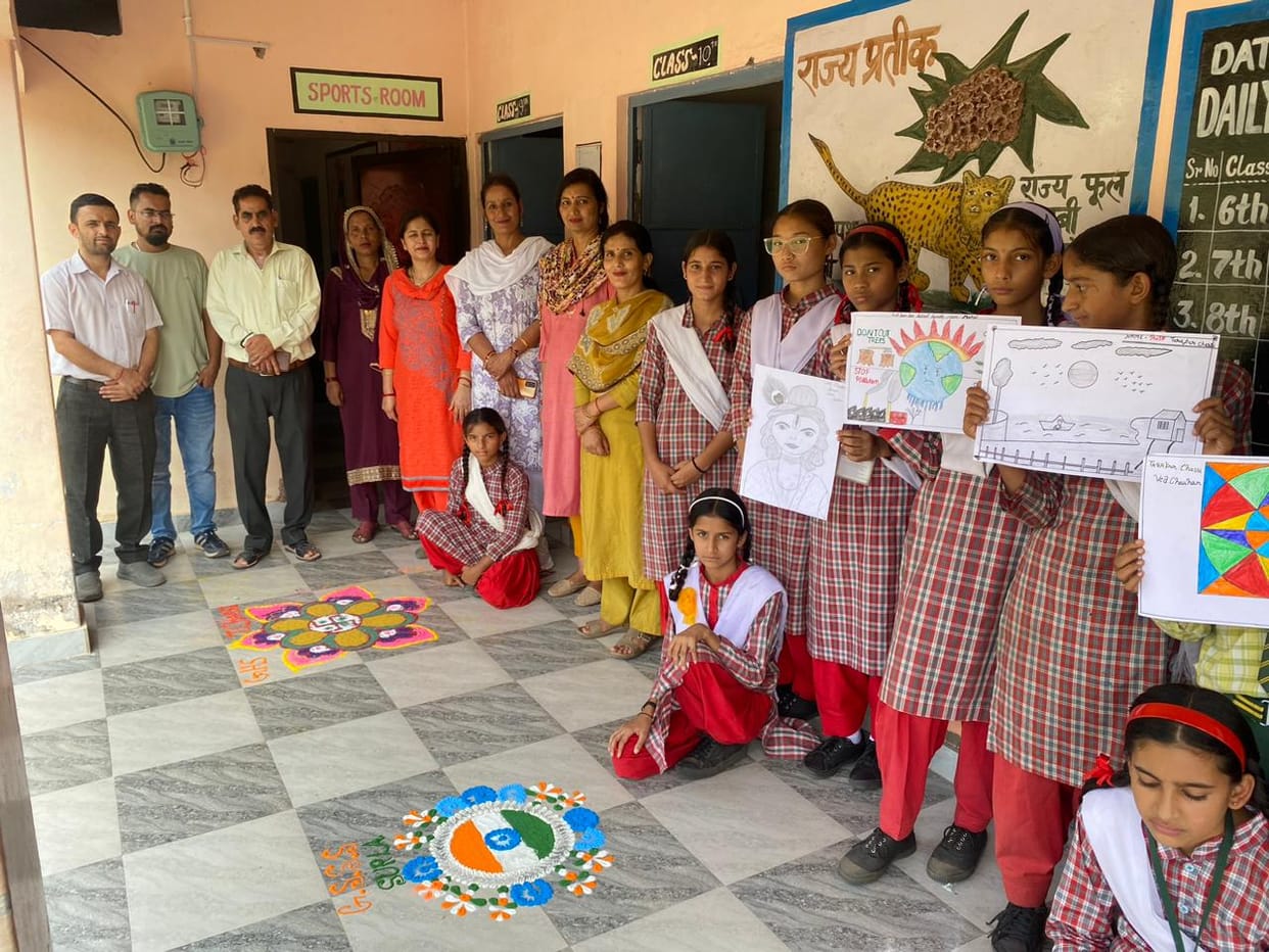 rangoutsav in tarapur chasi school