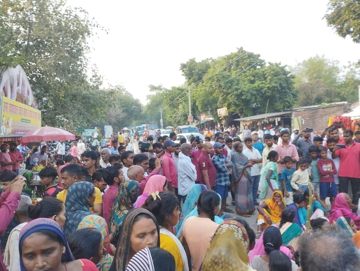 Enraged by the death of the young man, villagers protested by blocking the road