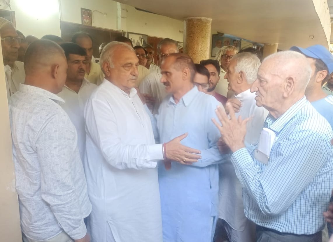 Supporters met former CM