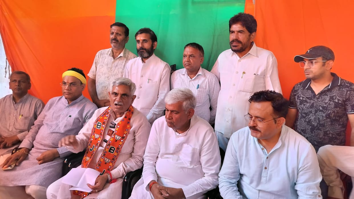 Former minister held a press conference