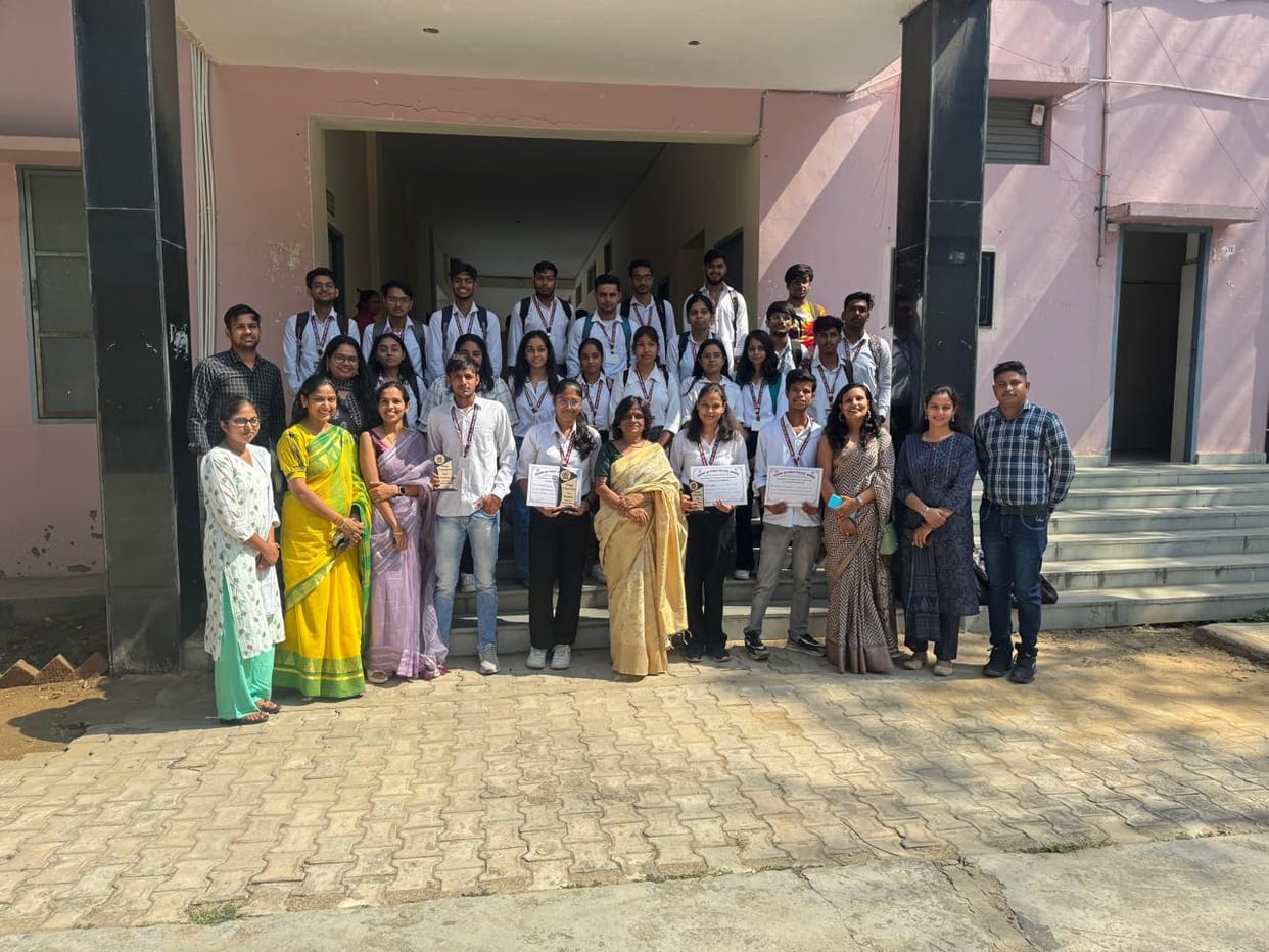 Shobha won in debate competition