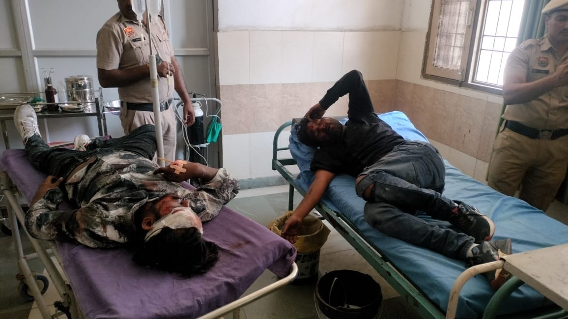 The youth who ran away after shooting in Delhi became victim of an accident in Kharkhoda