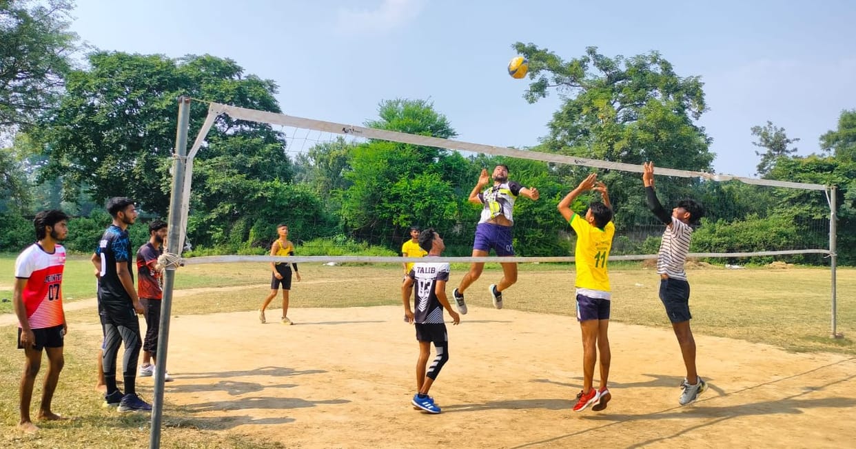 Selection of college volleyball team