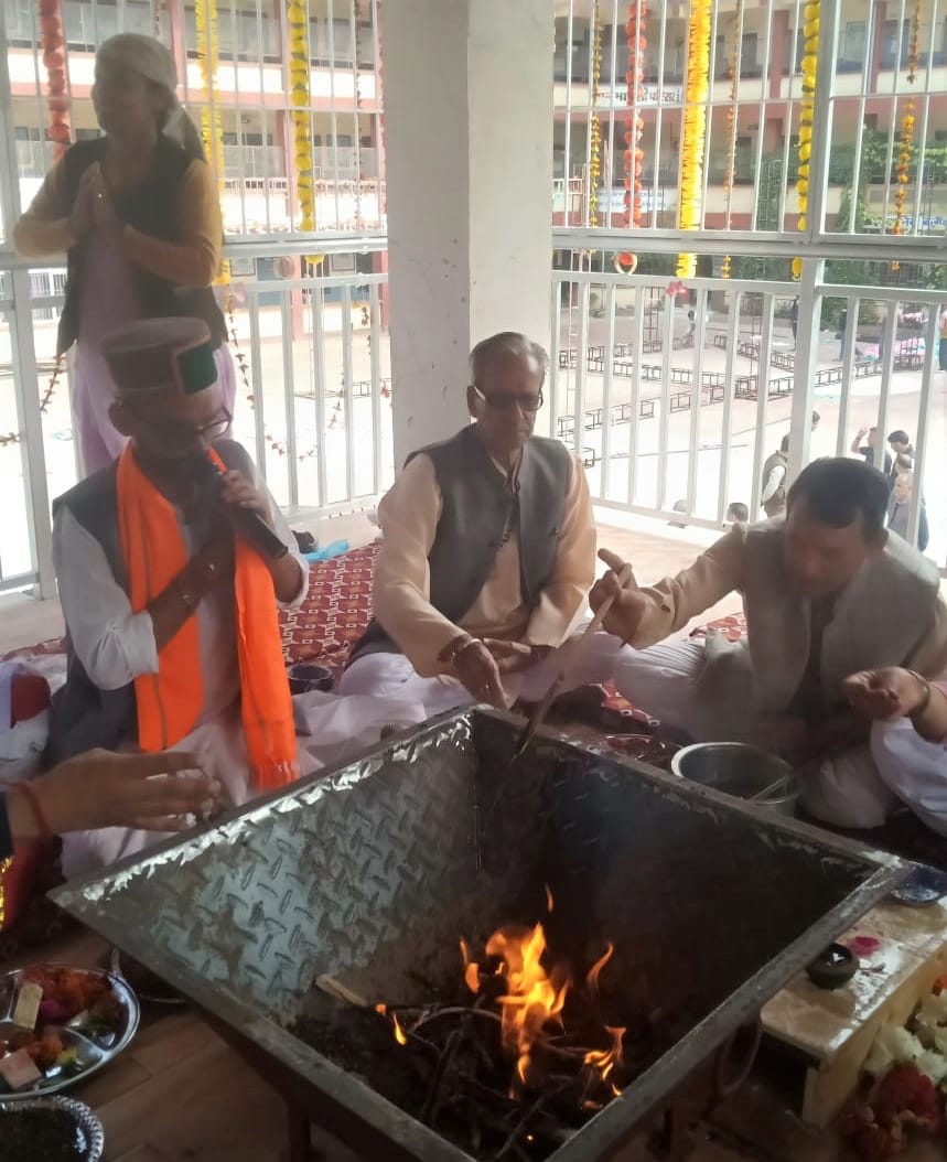 Saraswati Mata idol installed in Saraswati Vidya Mandir Samoli