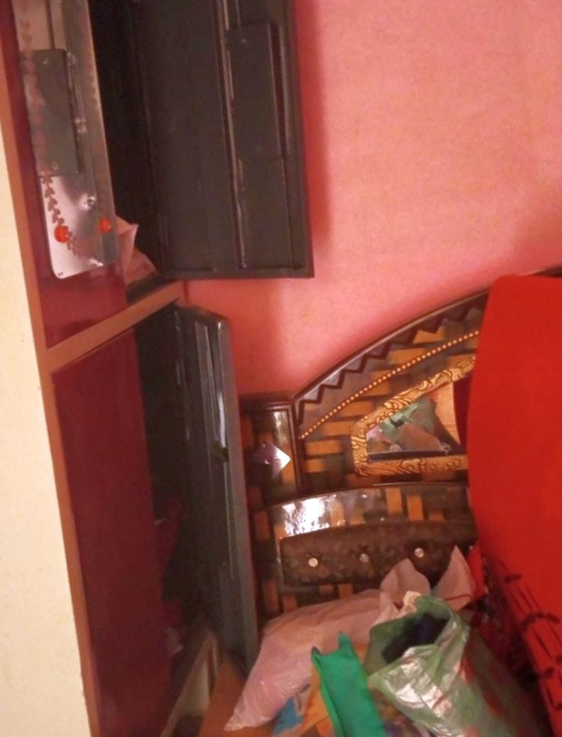 Jewelery and cash worth lakhs stolen from three houses of Dhakiya Shobha