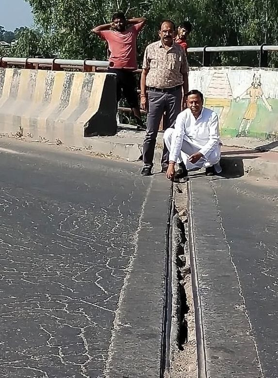 There is a possibility of accidents due to the dilapidated Tosham Road Railway Overbridge and broken angle.
